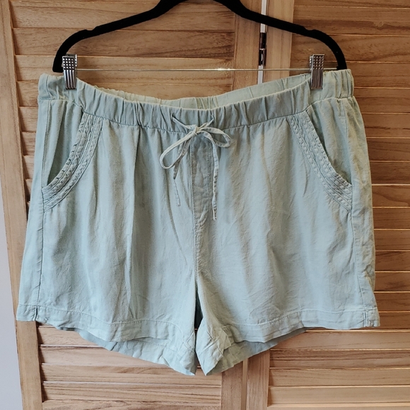 3/35 BRIGGS Women's Mint Green Linen/Rayon blend drawstring Shorts Sz XL - Picture 1 of 15